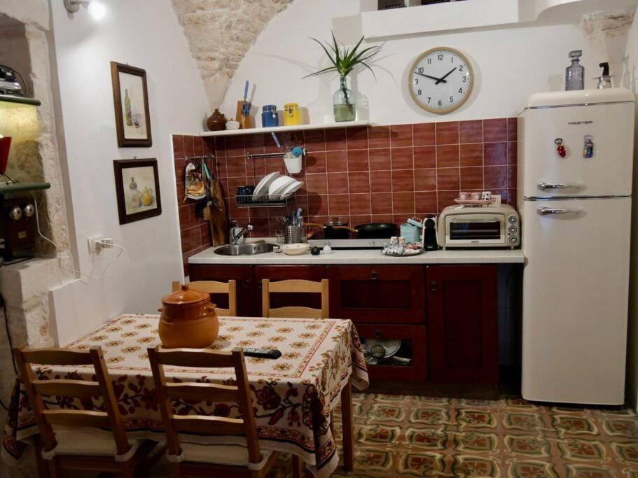 Residenza Le Tre Volte - Colazione Inclusa Con Ticketbar 마르티나프란카 외부 사진